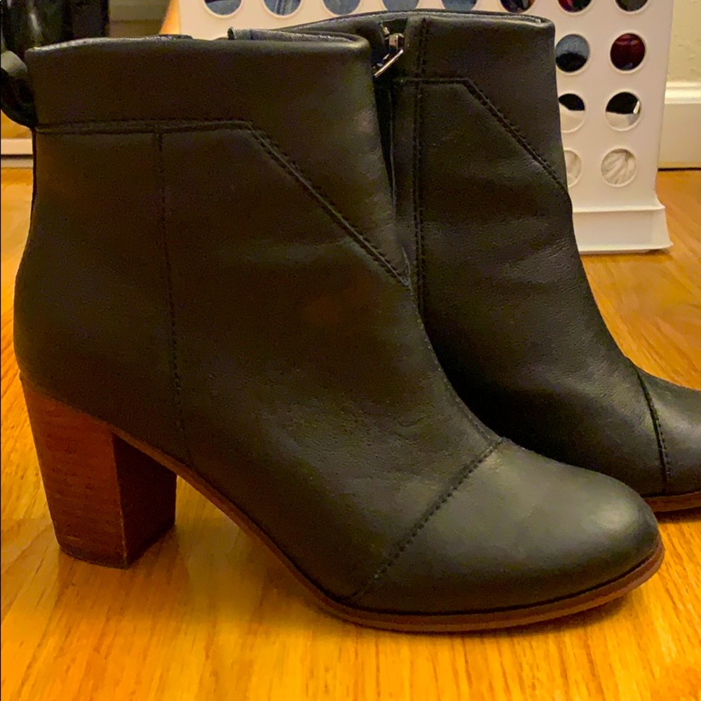 Toms ankle boots
